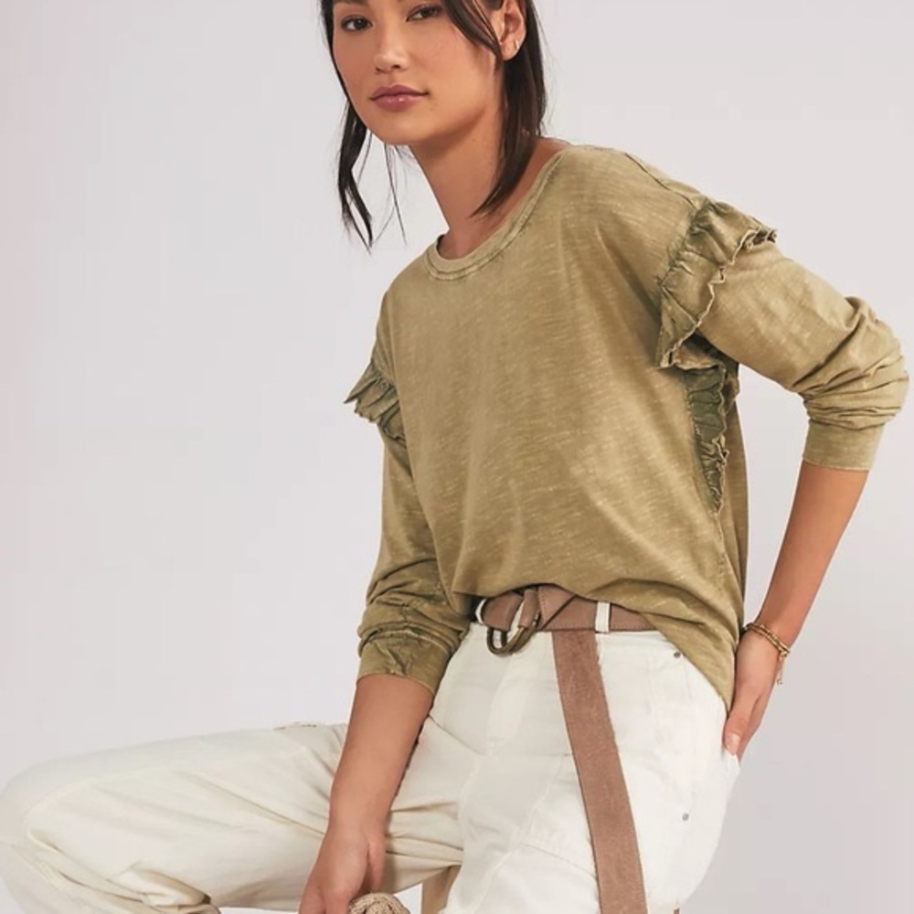 Anthropologie‎ Pilcro Ruffled Open Back Long Sleeves Top in medium